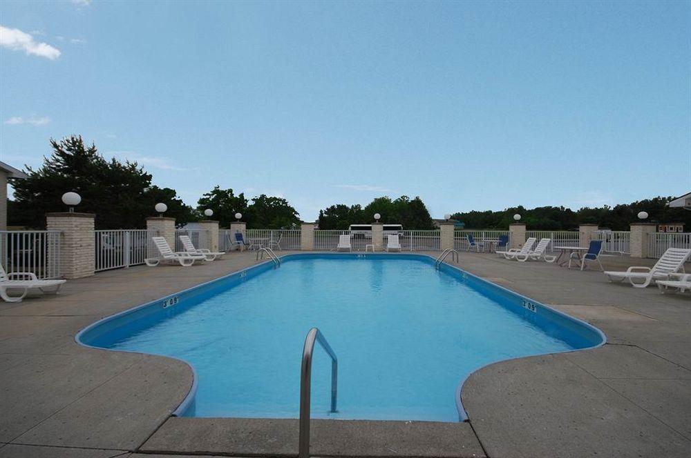 Quality Inn Milan-Sandusky Экстерьер фото